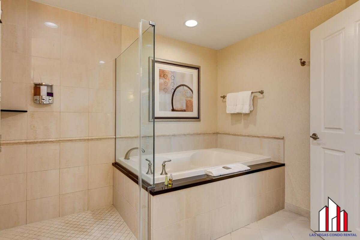 Mgm Signature-22-611 Strip View Jacuzzi Studio Las Vegas Esterno foto